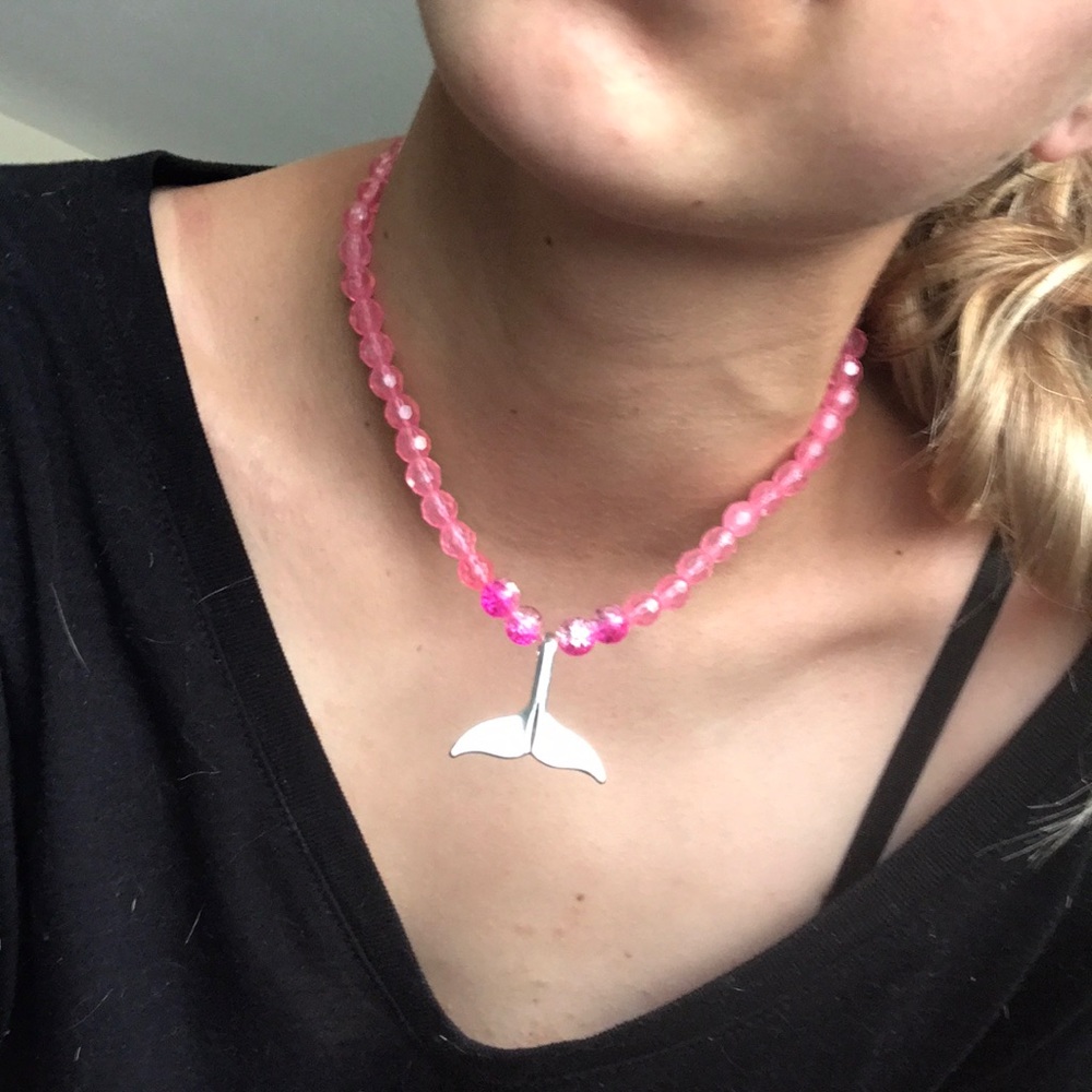 *3/$15 bundle* 
Handmade stretchy mermaid necklace - Picture 3 of 3